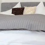 Hotel Cityhotel Am Domplatz Self-checkin Klagenfurt am Woerthersee