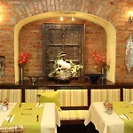 Cityhotel Am Domplatz Self-checkin 3* 클라겐푸르트
