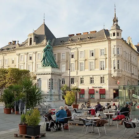 Cityhotel Am Domplatz Self-checkin 3* Klagenfurt am Woerthersee