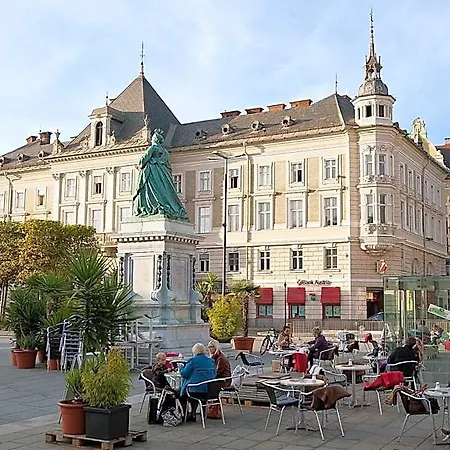 Cityhotel Am Domplatz Self-checkin Hotel Klagenfurt am Woerthersee