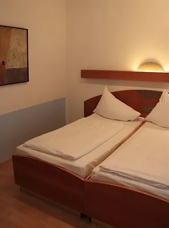 Cityhotel Am Domplatz Self-checkin 3* Klagenfurt am Woerthersee