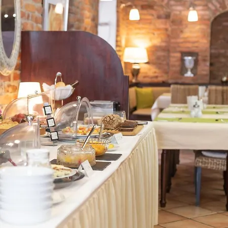 Hotel Cityhotel Am Domplatz Self-checkin Klagenfurt am Wörthersee