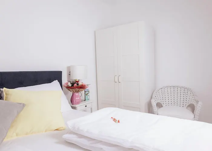 מלון Cityhotel Am Domplatz Self-checkin 3*