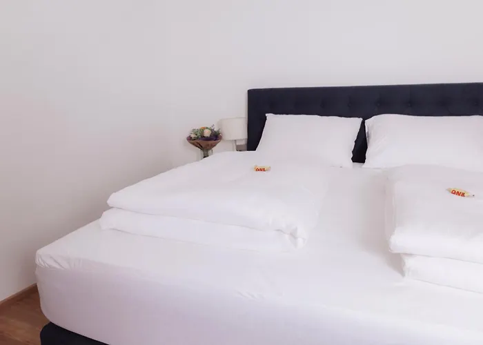 מלון Cityhotel Am Domplatz Self-checkin קלגנפורט