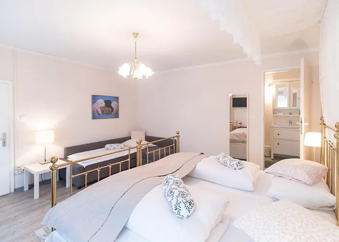 Cityhotel Am Domplatz Self-checkin מלון 3*